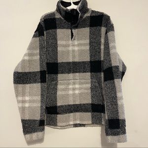 Cozy Plaid Sherpa Mock Neck Sweatshirt size Large, warm.